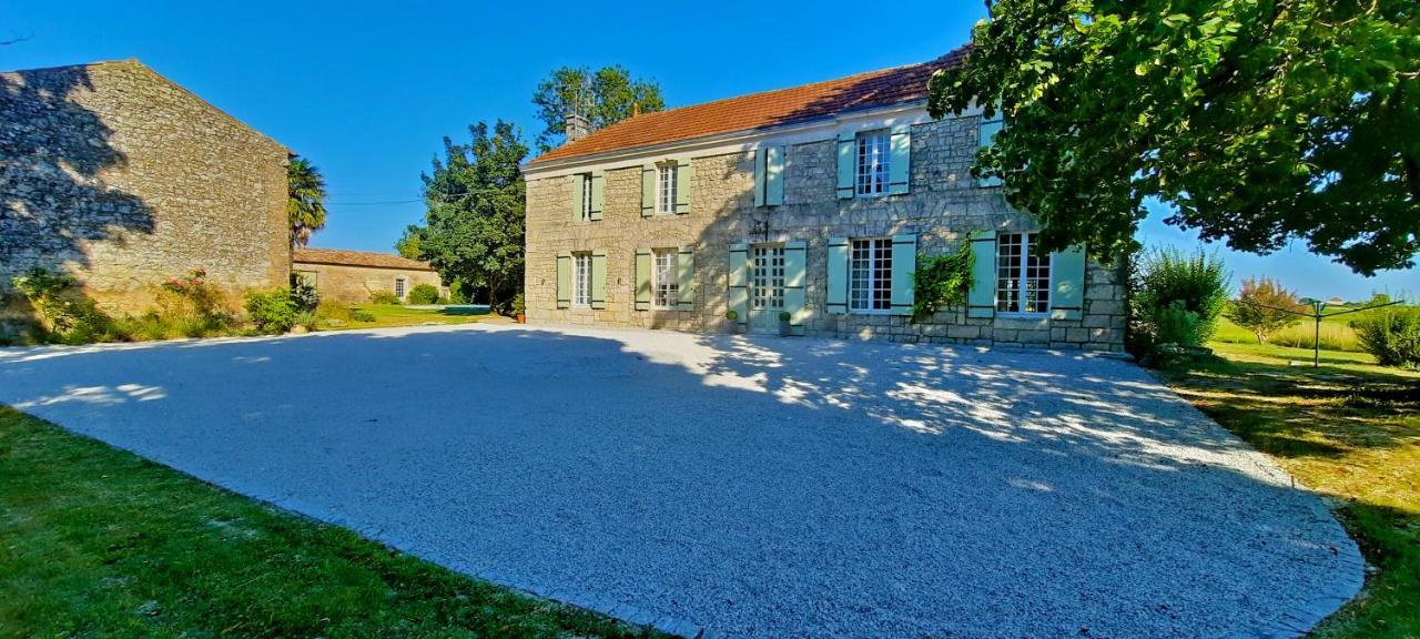 Logis De Tirac Bed & Breakfast Lorignac Exterior foto