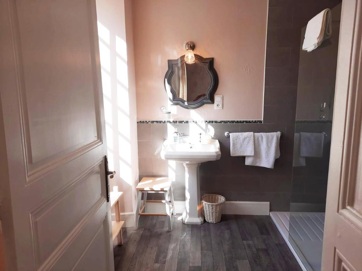 Logis De Tirac Bed & Breakfast Lorignac Exterior foto