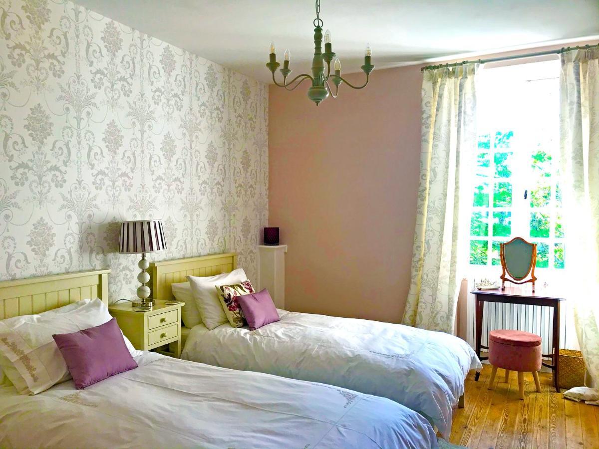 Logis De Tirac Bed & Breakfast Lorignac Exterior foto